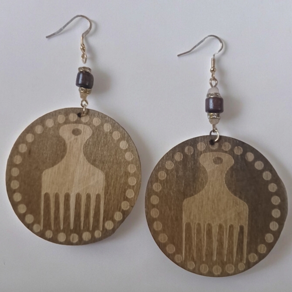 Jewelry - Afrocentric wooden afro pick earrings